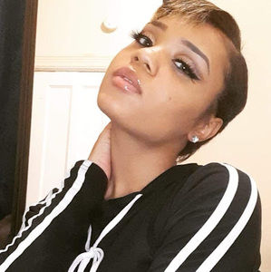 Meet your Posher, Tenika